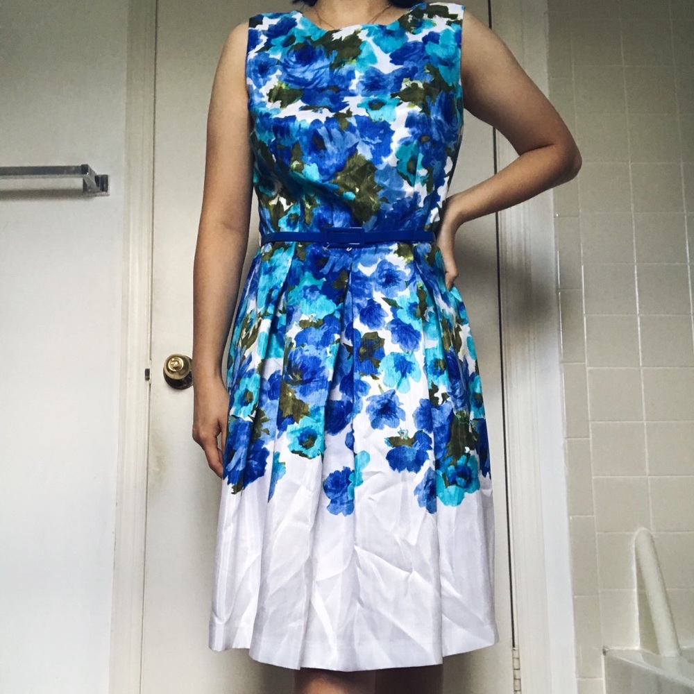 Blue floral printed dress